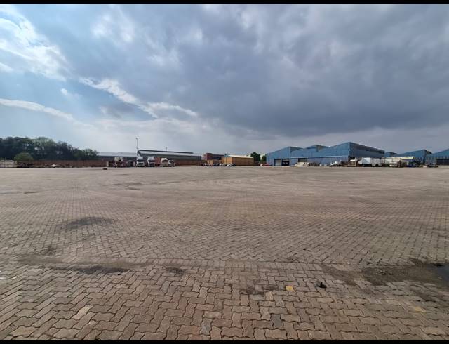 5,000M² INDUSTRIAL YARD TO LET IN WADEVILLE